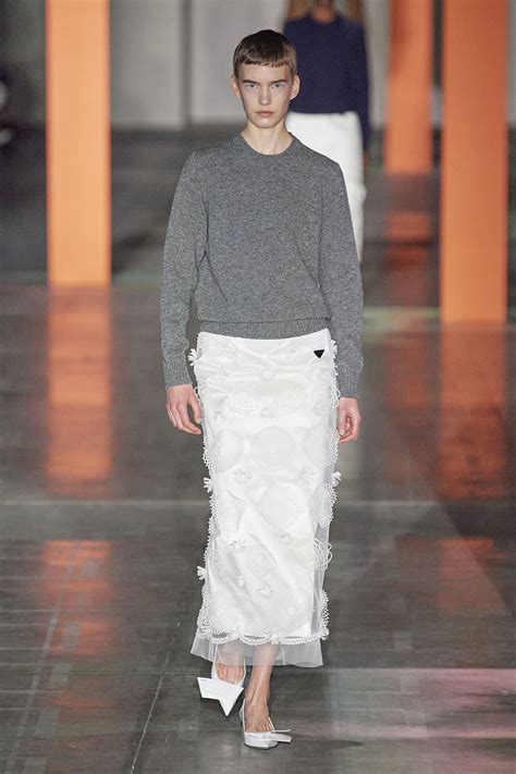 prada moda 2023